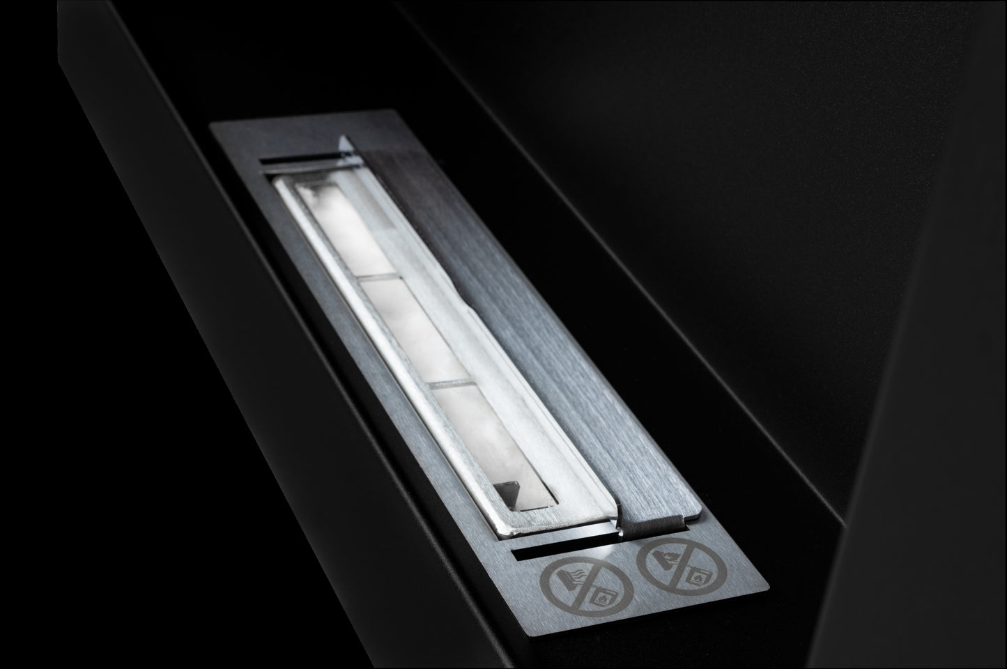 Bio-Ethanol Wandkamin 650x400 Schwarz Matt – TÜV, Design